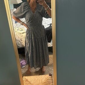 Floral Wrap Midi dress Sz m